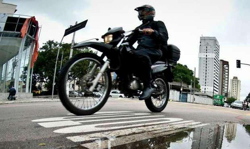 Vendas de carros de passeio e motos tiveram alta em outubro, no DF