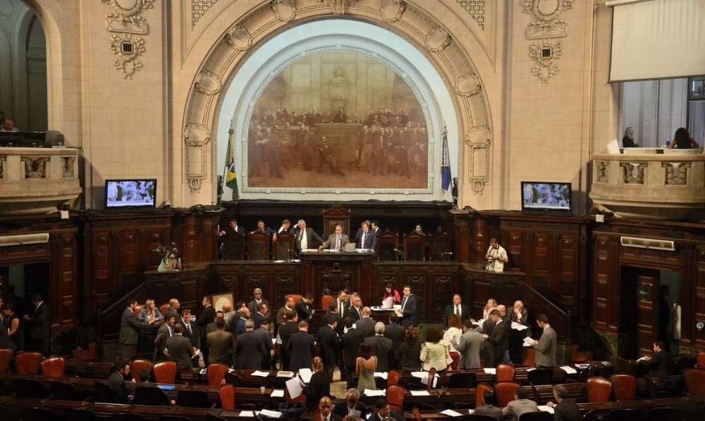 Por 69 votos a 0, deputados aprovam continuidade do impeachment de Witzel