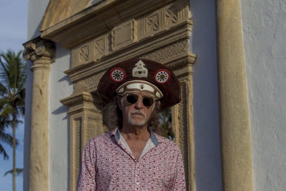 Alceu Valença, Chico César e outros artistas se unem em live solidária