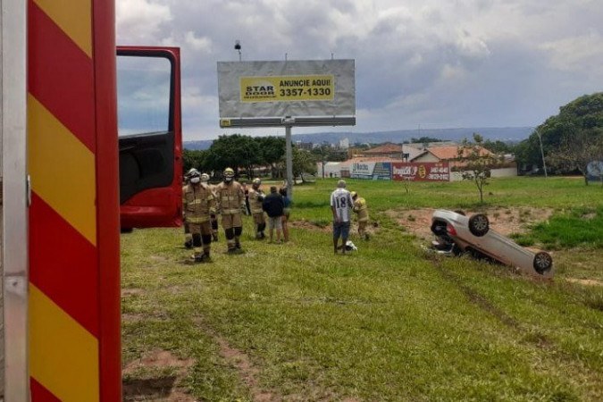 Idosa de 75 anos fica ferida em acidente de trânsito na BR 020