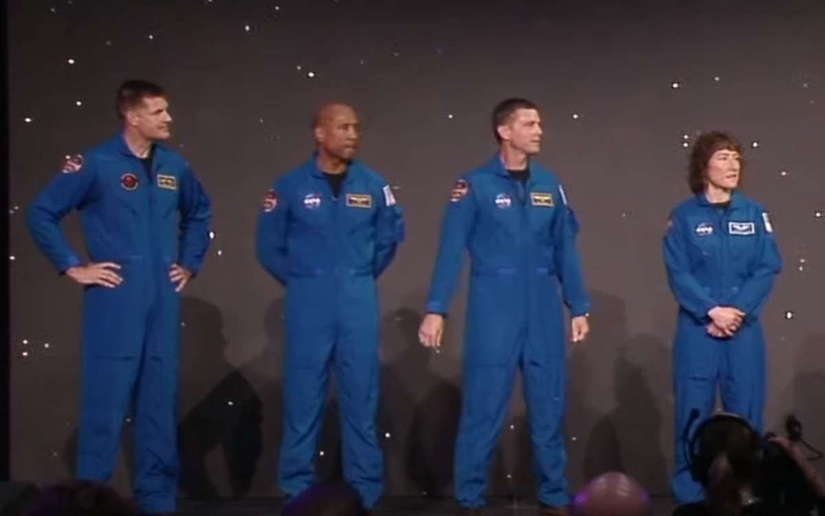 MS EM FATOConheça os quatro astronautas que vão à Lua na missão Artemis 2