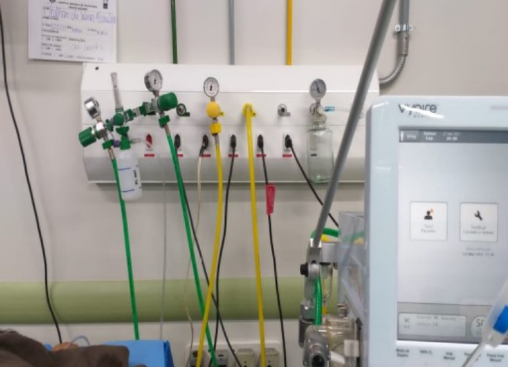 Covid-19: Restam três vagas para adultos nas UTIs públicas