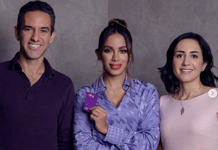 Anitta se torna membro do conselho do banco digital Nubank