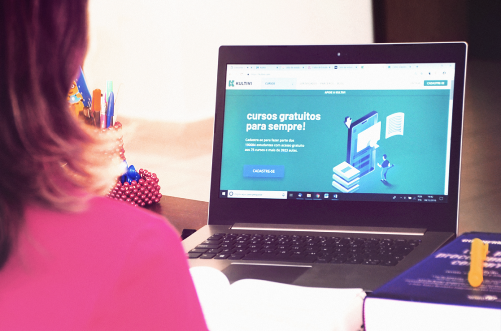 Plataforma de ensino lança curso de coreano on-line e gratuito