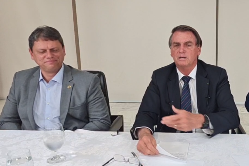 Bolsonaro confirma Tarcísio Freitas como pré-candidato ao governo de São Paulo