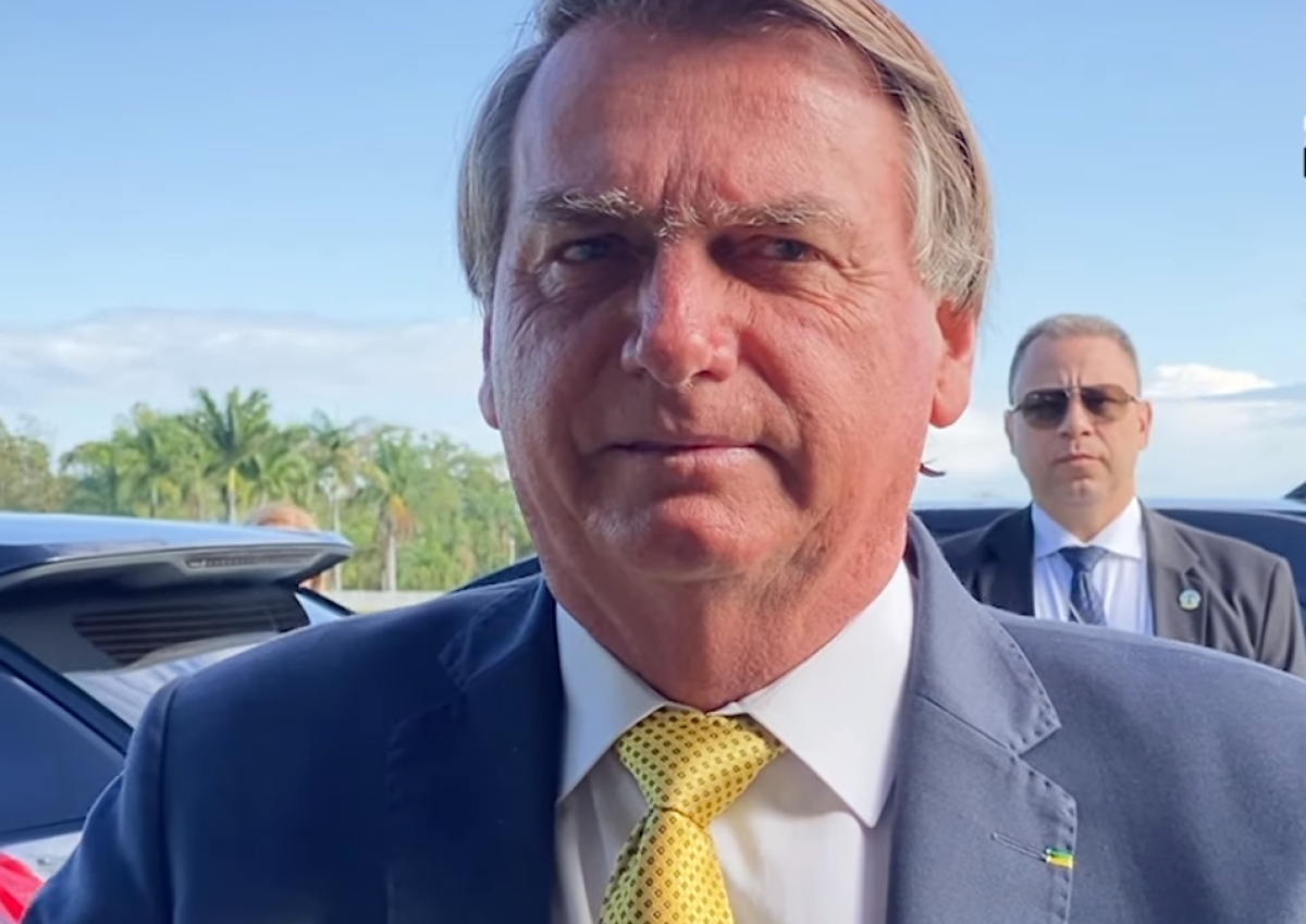 Bolsonaro sobre Lula: 