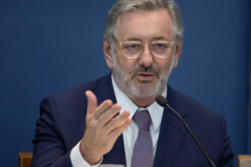 'Sempre que um país impõe injustificável sanção tarifária a outro, é rompido totalmente o sistema de multilateralismo', disse Elias Rosa - (crédito: Agencia Brasil) 'Sempre que um país impõe injustificável sanção tarifária a outro, é rompido totalmente o sistema de multilateralismo', disse Elias Rosa - (crédito: Agencia Brasil)