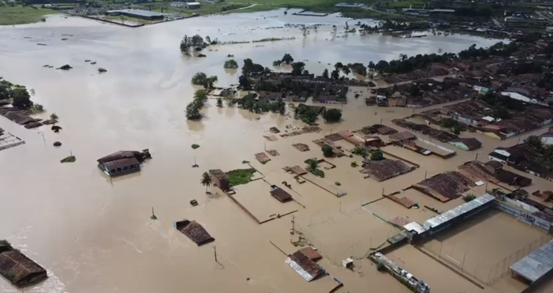 Chuva em Alagoas deixa um morto e 16 mil desabrigados e desalojados 