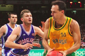 O ídolo do basquete brasileiro, Oscar Schmidt, em ação pela Seleção Brasileira -  (crédito: Divulgação)