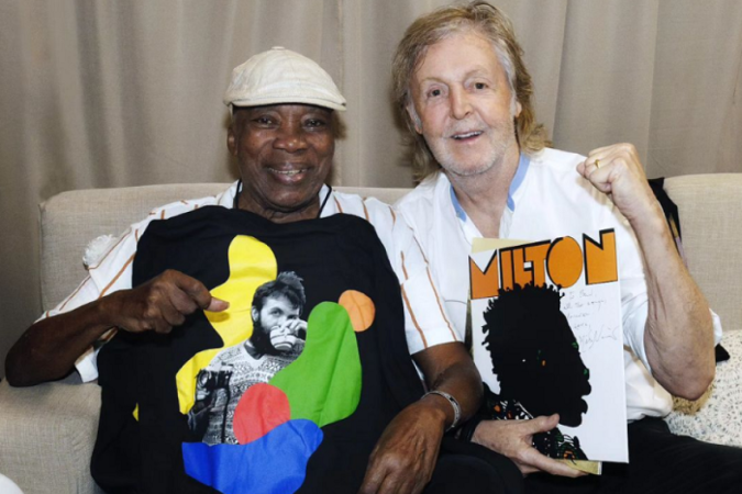 Encontro de gigantes: Milton Nascimento e Paul McCartney se tietam