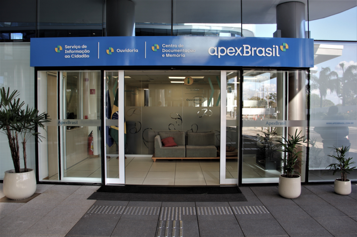 ApexBrasil lança edital para analistas com salário de R$ 9 mil