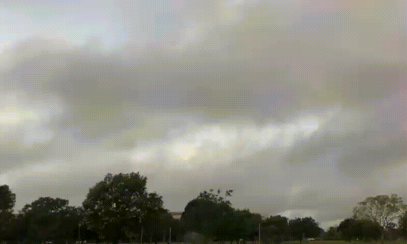 Nuvens na manhã desta segunda-feira (7/4) Nuvens na manhã desta segunda-feira (7/4)