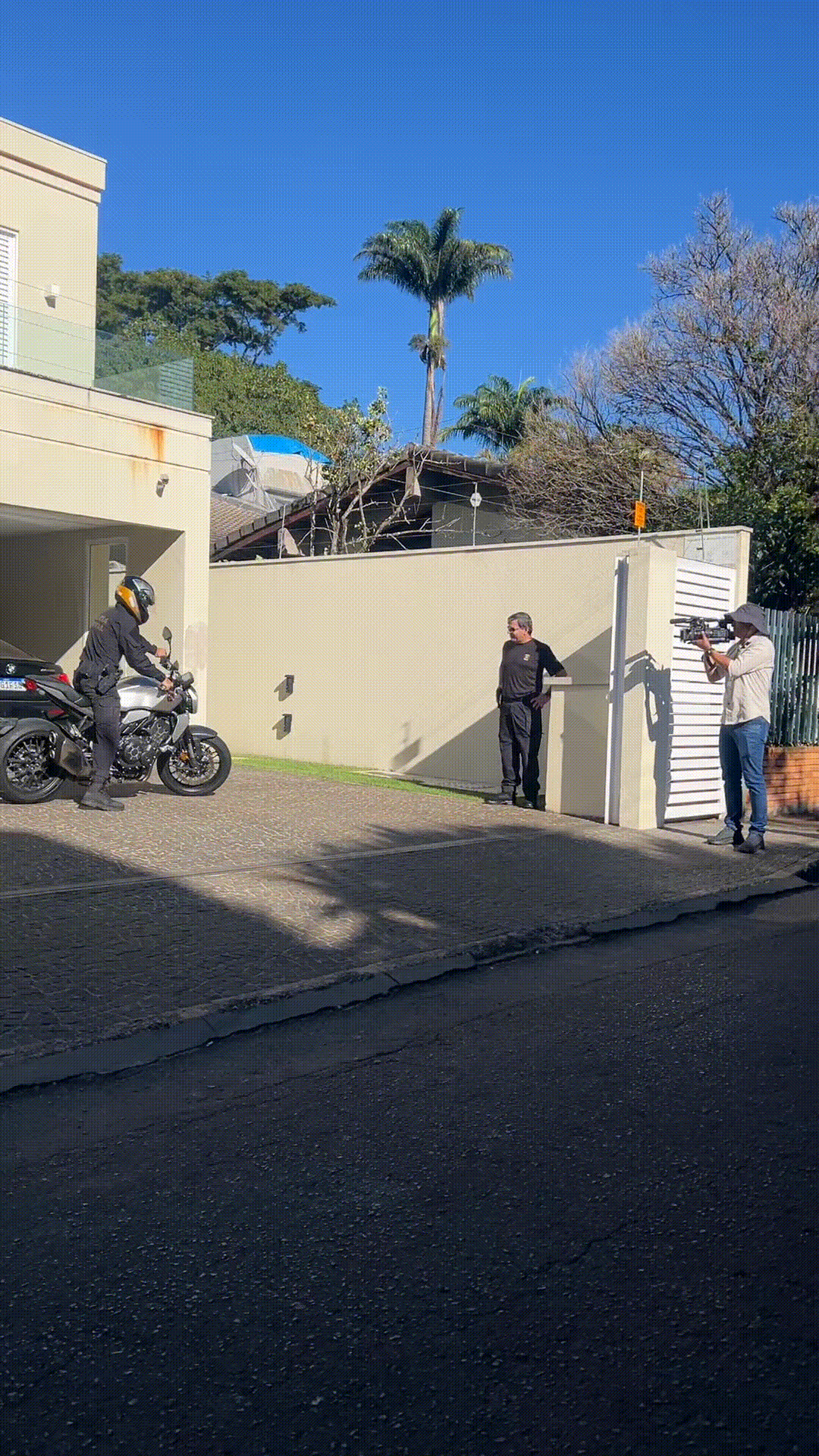 PF apreende moto de luxo e BMW em endereço ligado a Ciro Nogueira -  (crédito: Cássia André/DA/Press)