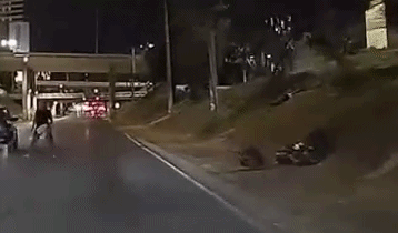homem na frente de carro - (crédito: reprodução) homem na frente de carro - (crédito: reprodução)