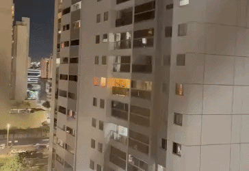 panelaço pró-lula em sabatina de flávio - (crédito: material cedido ao correio) panelaço pró-lula em sabatina de flávio - (crédito: material cedido ao correio)