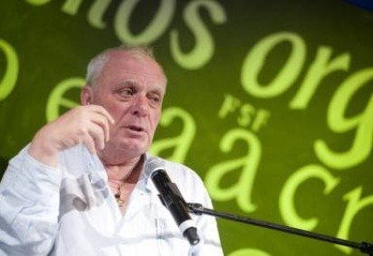 Ícone da literatura morreu em 5 de março, aos 83 anos -  (crédito: Walter Craveiro/Divulgação) -Ícone da literatura morreu em 5 de março, aos 83 anos -  (crédito: Walter Craveiro/Divulgação)