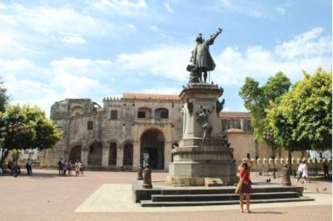 Credito: Luciane Evans/EM/D.A Press -estatua de Cristovao Colombo noParque Colon, area colonial de Santo Domingo- Republica Dominicana -  (crédito: Luciane Evans/EM/D.A Press)