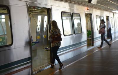 Metrô operou com velocidade reduzida devido a tentativa de furto de cabos -  (crédito: Ed Alves/CB/D.A Press)