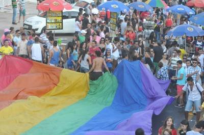 14/09/2014 Crédito: Minervino Junior/CB/D.A Press. Brasil. Brasília - DF. 9ª edição da Parada Gay de Taguatinga. O evento destaca a importância do respeito aos direitos humanos e fortalece a luta dos LGBTs. - (crédito: Minervino Junior/CB/D.A Press) 14/09/2014 Crédito: Minervino Junior/CB/D.A Press. Brasil. Brasília - DF. 9ª edição da Parada Gay de Taguatinga. O evento destaca a importância do respeito aos direitos humanos e fortalece a luta dos LGBTs. - (crédito: Minervino Junior/CB/D.A Press)