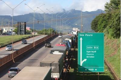 A Rodovia Fernão Dias, que liga SP a BH e será administrada pela concessionária Motiva (ex-CCR), é uma das mais movimentadas do país, com 250 mil veículos por dia - (crédito: Edesio Ferreira/EM/D.A Press) A Rodovia Fernão Dias, que liga SP a BH e será administrada pela concessionária Motiva (ex-CCR), é uma das mais movimentadas do país, com 250 mil veículos por dia - (crédito: Edesio Ferreira/EM/D.A Press)