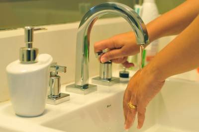 Fornecimento de água será cortado devido a melhorias, no Setor Habitacional Nova Colina - (crédito: Helio Montferre/Esp. CB/D.A Press) Fornecimento de água será cortado devido a melhorias, no Setor Habitacional Nova Colina - (crédito: Helio Montferre/Esp. CB/D.A Press)