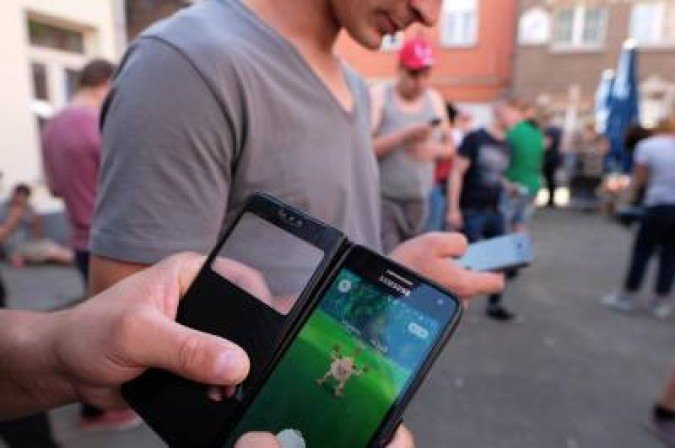 O homem de 34 anos se ava por adolescente em jogos on-line para procurar vítimas. - (crédito: NICOLAS MAETERLINCK) O homem de 34 anos se ava por adolescente em jogos on-line para procurar vítimas. - (crédito: NICOLAS MAETERLINCK)