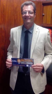 03/12/2016. Crédito: Reprodução. Brasil. Brasília - DF. Deputado Roney Nemer (PP/DF) faz campanha pelas 10 Medidas de Combate à Corrupção.