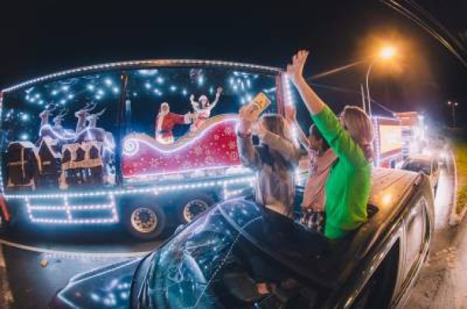 Caravana da Coca Cola visita Sudoeste Cruzeiro e Octogonal