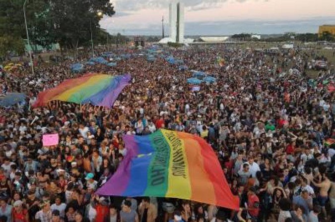 25/06/2017 Crédito: Carlos Vieira/CB/D.A Press. Brasil. Brasilia - DF. Parada do Orgulho LGBTS na Esplanada dos Ministérios.