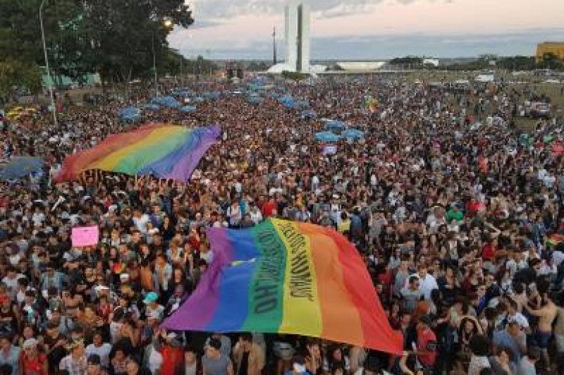 25/06/2017 Crédito: Carlos Vieira/CB/D.A Press. Brasil. Brasilia - DF. Parada do Orgulho LGBTS na Esplanada dos Ministérios.