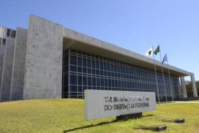 01/08/2017. Crédito: Ed Alves/CB/D.A. Press. Brasil. Brasília - DF.  Fachada do Tribunal de Contas -TCDF.