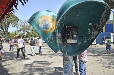Orelhões serão extintos das ruas brasileiras até o fim de 2028 -  (crédito: Honório  Moreira/OIMP/D.A Press)