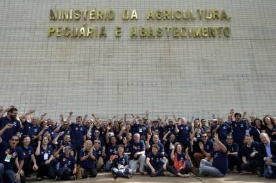 Protesto de auditores fiscais agropecuários em 2017: categoria retoma mobilização - (crédito: Marcelo Ferreira/CB/D.A Press) Protesto de auditores fiscais agropecuários em 2017: categoria retoma mobilização - (crédito: Marcelo Ferreira/CB/D.A Press)