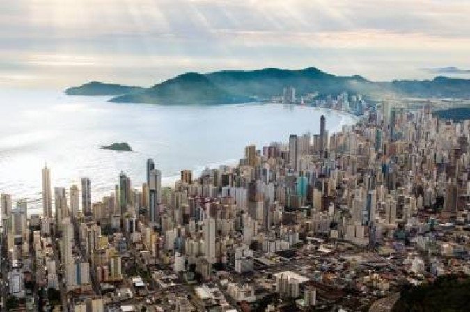 Crédito: Secretaria de Turismo/CB/D.A Press. Turismo. Santa Catarina. Balneário Camboriú. - (crédito: Secretaria de Turismo/CB/D.A Press) Crédito: Secretaria de Turismo/CB/D.A Press. Turismo. Santa Catarina. Balneário Camboriú. - (crédito: Secretaria de Turismo/CB/D.A Press)
