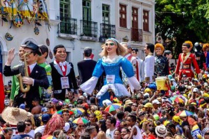 Crédito:Arquimedes Santos/Prefeitura de Olinda/Divulgação. Carnaval em Olinda, bonecos gigantes. 