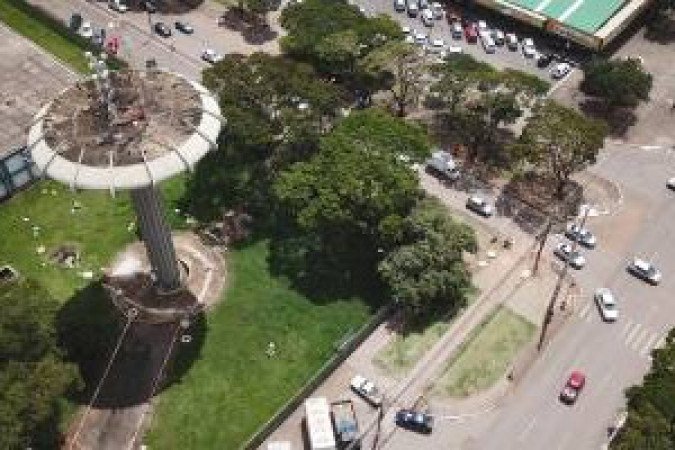 21/03/2018. Crédito: Breno Fortes/CB/D.A. Press. Brasil. Brasília - DF. Aniversário de Ceilândia. Foto aéra feita de drone do centro de Ceilândia. No detalhe a caixa dagua.