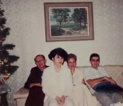 A família Manfredini no apartamento da 303 Sul