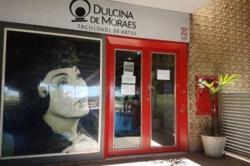A Faculdade Dulcina de Moraes é um dos projetos ameaçados - (crédito: Chris Ramirez/Divulgacao) A Faculdade Dulcina de Moraes é um dos projetos ameaçados - (crédito: Chris Ramirez/Divulgacao)