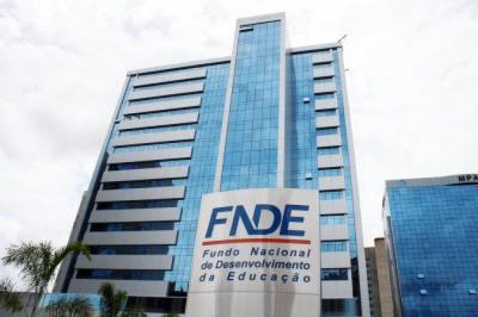 As provas objetivas e discursivas serão aplicadas em 3 de dezembro, no período matutino e vespertino - (crédito: Divulgação/FNDE) As provas objetivas e discursivas serão aplicadas em 3 de dezembro, no período matutino e vespertino - (crédito: Divulgação/FNDE)