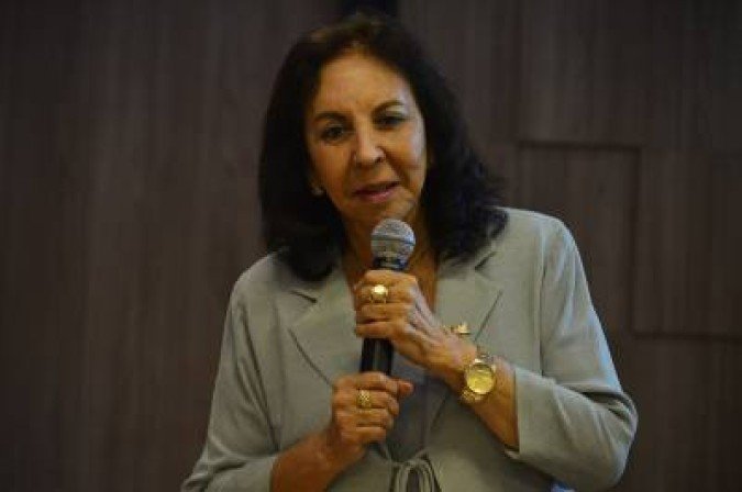 27/08/2018. Crédito: Marcelo Ferreira/CB/D.A. Press. Brasil. Brasília - DF. Cidades. Sede do PSB na Asa Norte. Candidato ao GDF o Governador Rodrigo Rollemberg recebe a liderança do Grupo Mulheres do Brasil. Maria de Lourdes Abadia