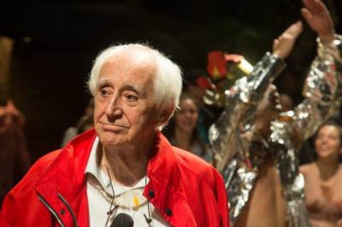 2018. Crédito: Jennifer Glass/Divulgação. Cultura. O diretor José Celso Martinez Correia durante o espetáculo Roda Viva.  