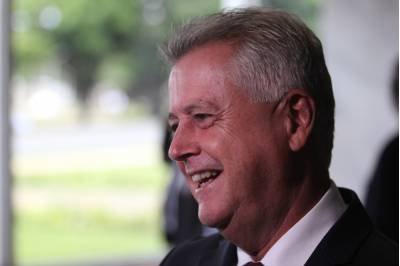 01/01/2019. Crédito: Arthur Menescal/Esp.CB/DA.Press. Brasil. Brasília - DF. Cidades. CB na Posse. O advogado Ibaneis Rocha (MDB) tomou posse como o sexto governador eleito pelo Distrito Federal ao lado do vice, Paco Britto (Avante). O até então governador, Rodrigo Rollemberg e a primeira dama Márcia Rollemberg, no Salão Branco do Palácio do Buriti.