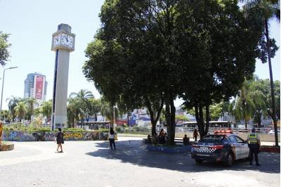 A praça de Taguatinga é uma referência para moradores e visitantes - (crédito: Vinicius Cardoso Vieira/Esp. CB/D.A Press) A praça de Taguatinga é uma referência para moradores e visitantes - (crédito: Vinicius Cardoso Vieira/Esp. CB/D.A Press)
