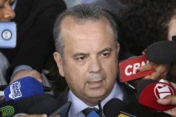 Marinho: 'Não posso negar um pedido do presidente Bolsonaro' - (crédito: Fabio Rodrigues Pozzebom/Ag?ncia) Marinho: 'Não posso negar um pedido do presidente Bolsonaro' - (crédito: Fabio Rodrigues Pozzebom/Ag?ncia)