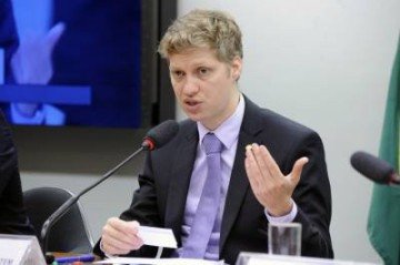 'Cada ministro quer ter um poder muito seu e que não respeita muitas vezes, inclusive, a própria Constituição ou a lei', declarou parlamentar -  (crédito: Cleia Viana/Câmara dos Deputados)