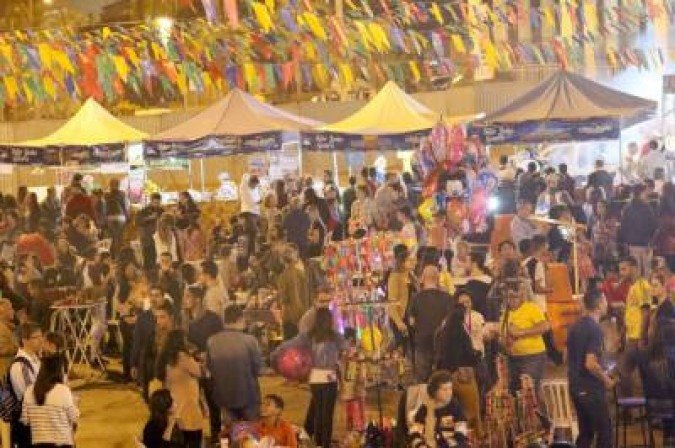 2019. Crédito: São João do Guará/Divulgação. A festa vai para a 4ª edição e movimenta em três dias mais de 20 mil pessoas. Tem apresentação de quadrilha, shows com bandas de forró, parque de diversões e muita comida.