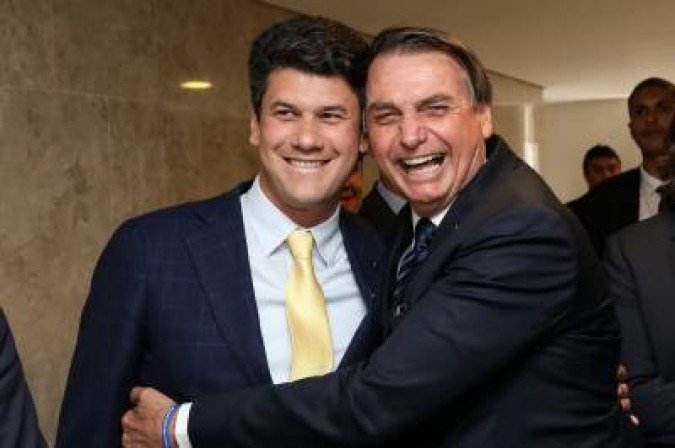 O que está sob a responsabilidade dos dois e o que queremos saber é: o que fizeram até agora para renegociar com Cuba e a Venezuela?  - 