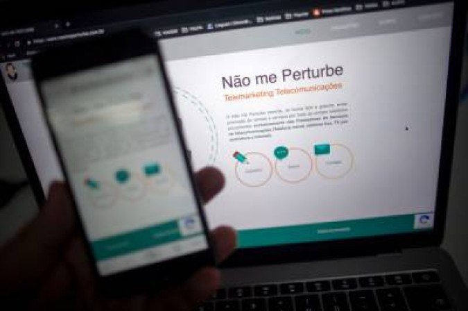 Anatel também disponibiliza plataforma para bloqueio de ligações indesejadas -  (crédito: MAURO PIMENTEL)