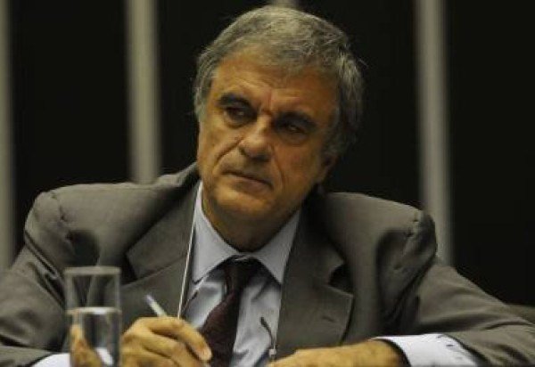 Ed Alves/CB/D.A Press