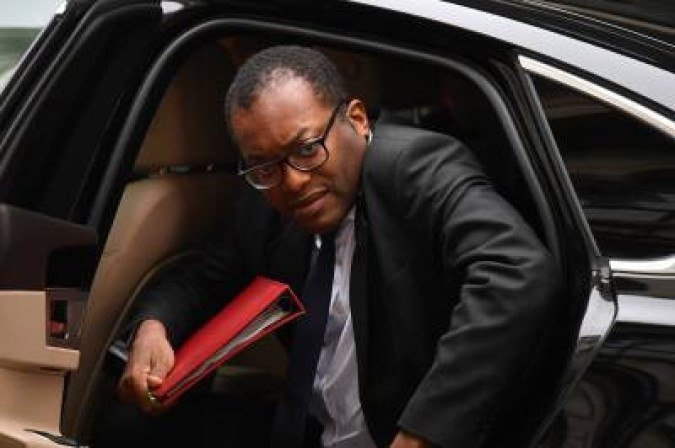 Ministro Kwasi Kwarteng -  (crédito: DANIEL LEAL-OLIVAS)